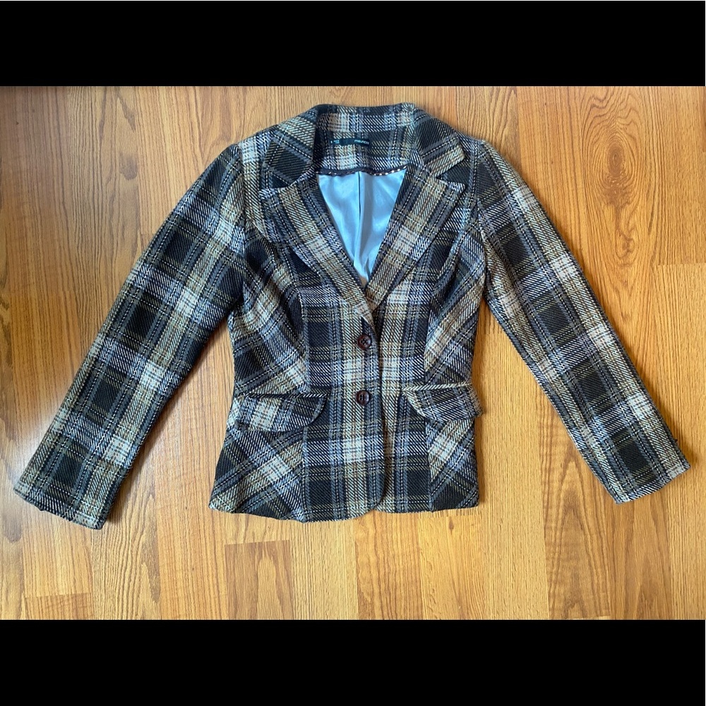 Plaid tweed blazer.Size Women’s Small Maurice’s brand. Browns/icy blue.Lined.